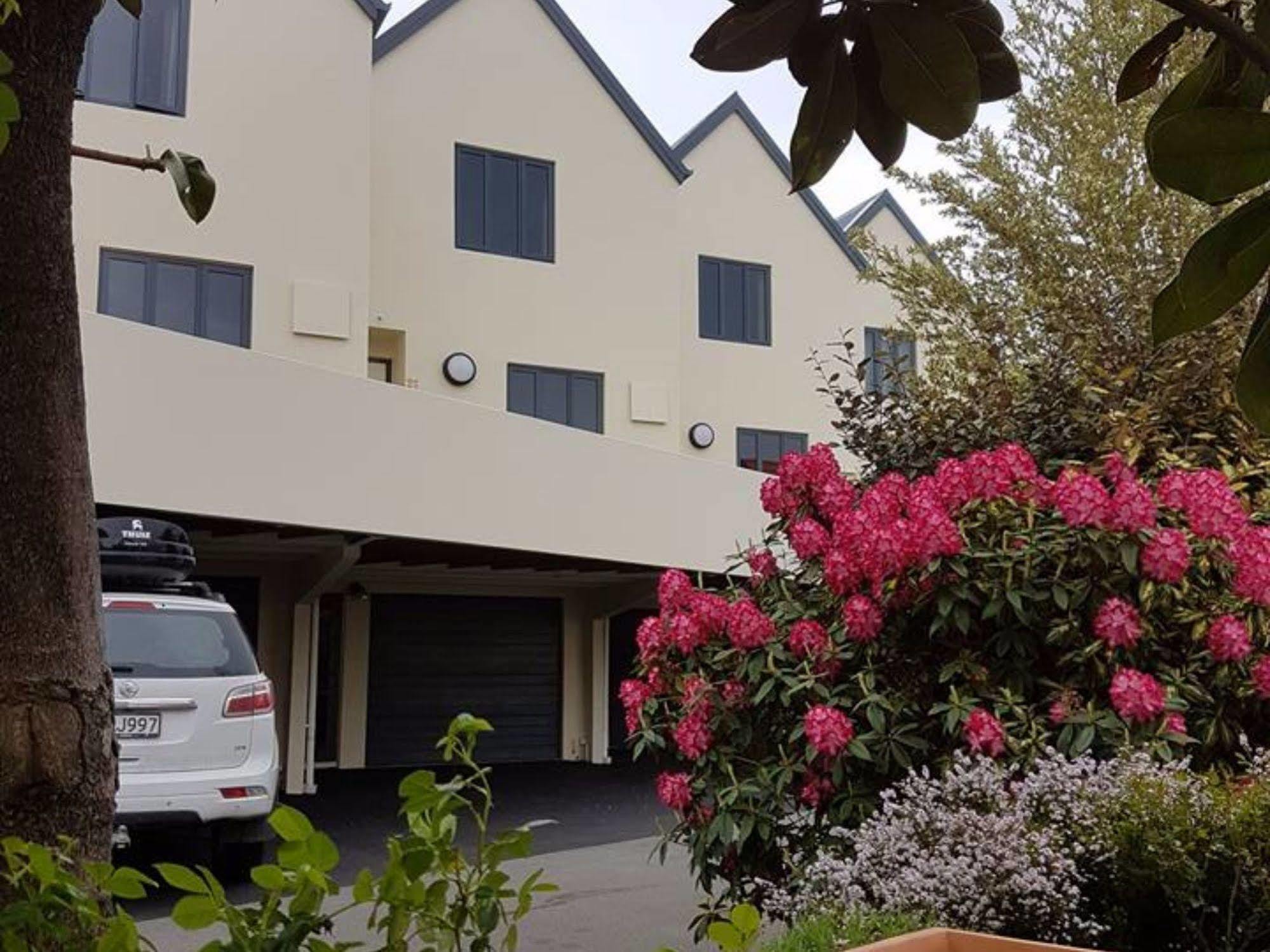 เบลลา วิสตา โมเทล แอนด์ อพาร์ตเมนต์ส Motel ไครสต์เชิร์ช ภายนอก รูปภาพ